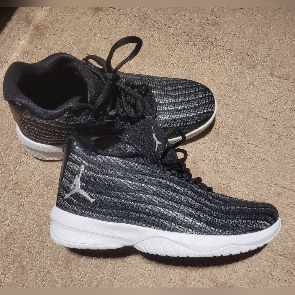Air Jordan B Fly / 5.5 size / unisex